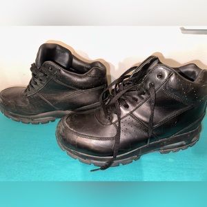 Nike Air Max Goadome ACG Triple Black Mens Boots Waterproof